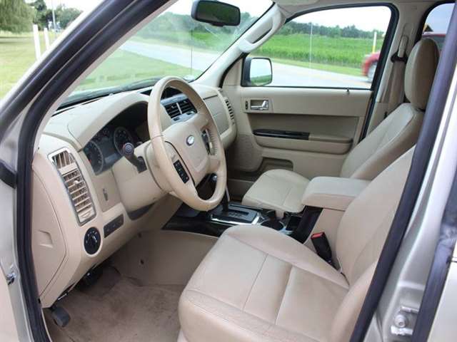 Ford Escape 2012 photo 8